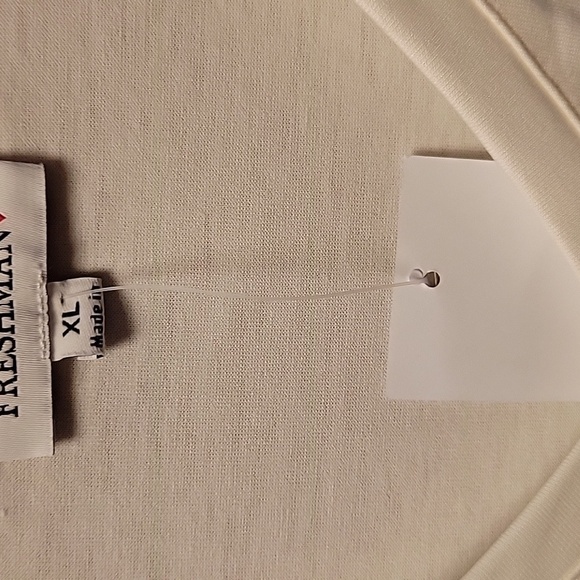 Freshman FA LA LA White Short Sleeve V Neck Tee Size XL - Picture 3 of 3